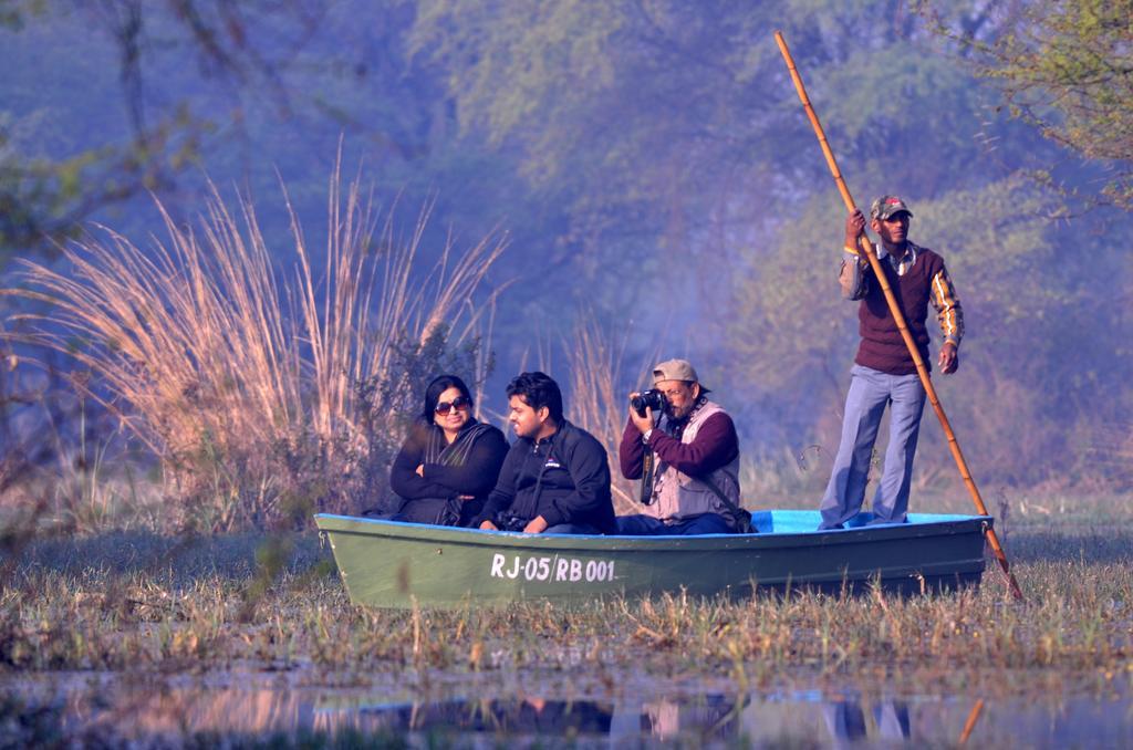 Hotel Bharatpur Ashok Esterno foto